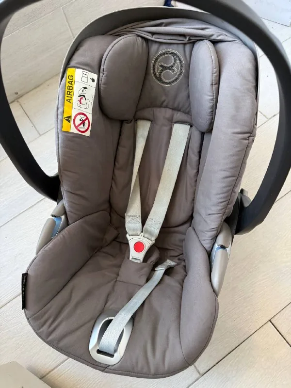 Автокресло Cybex Cloud Z i-Size, переходники 1