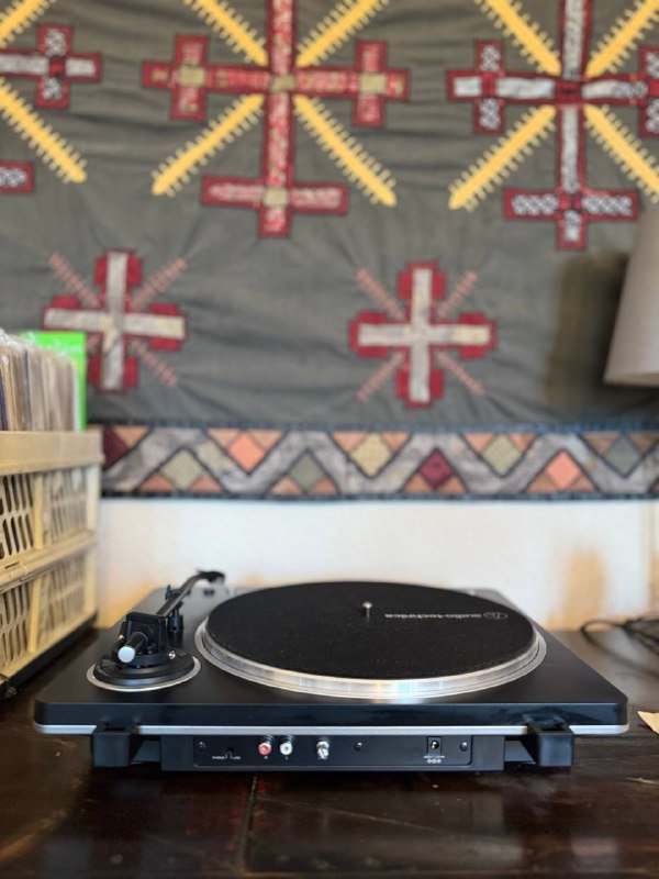 Виниловый проигрыватель Audio-Technica LP70XBT 5