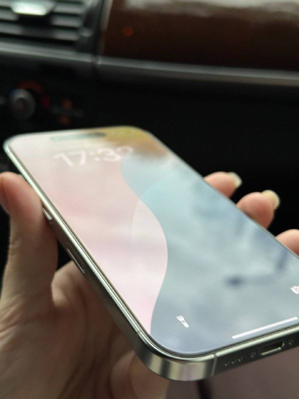 iPhone 16Pro 512Gb 2