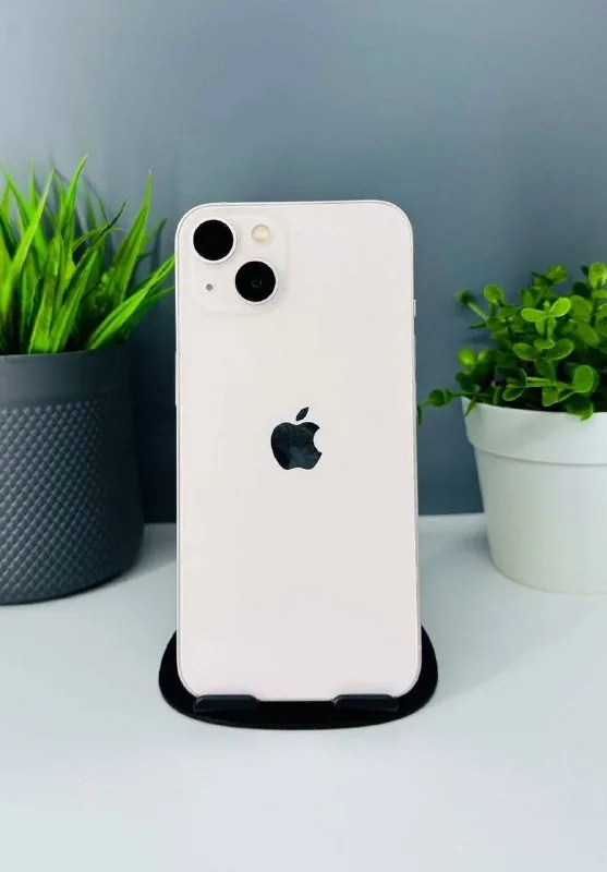 iPhone 13 128 ГБ 1