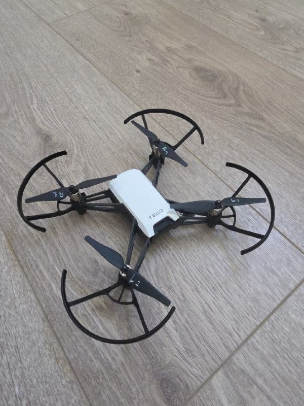 Дрон DJI Tello