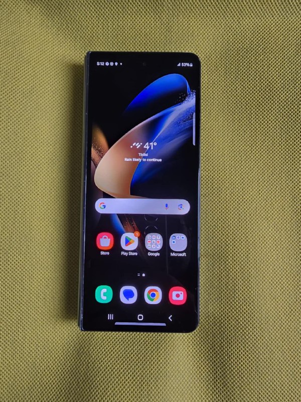 Samsung Galaxy Fold 4 with original case 4