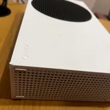 Xbox series S и геймпад 3
