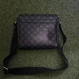 Сумка Louis Vuitton District PM Monogram 3