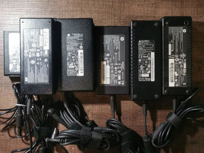 Блоки питания для ноутбуков HP, ACER, адаптеры под мониторы 1