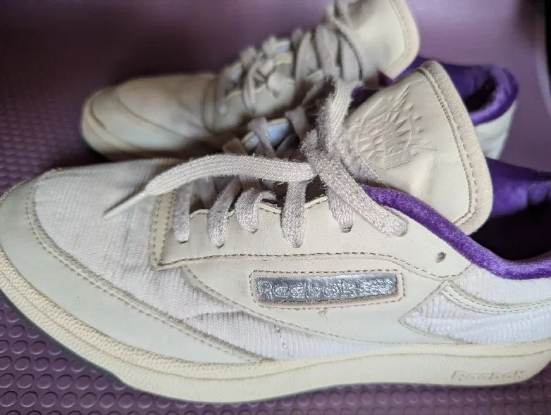 Кроссовки Minions x Reebok Club C 85 «Злобная шестерка» 1