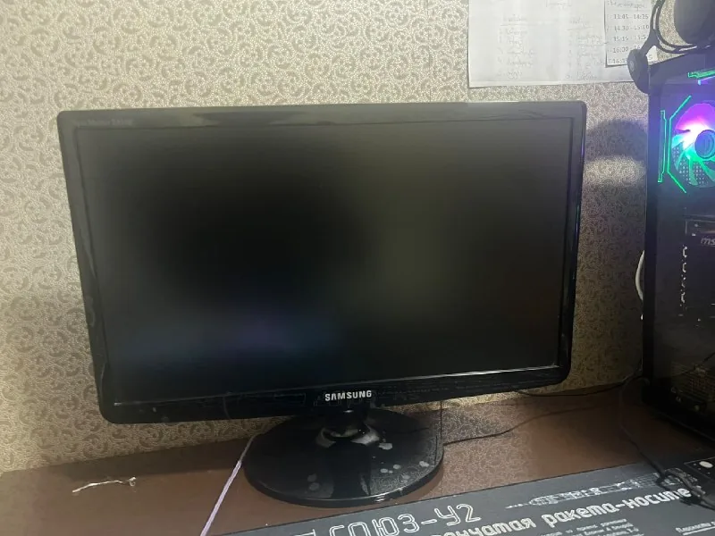 Монитор Samsung 60 Гц 1