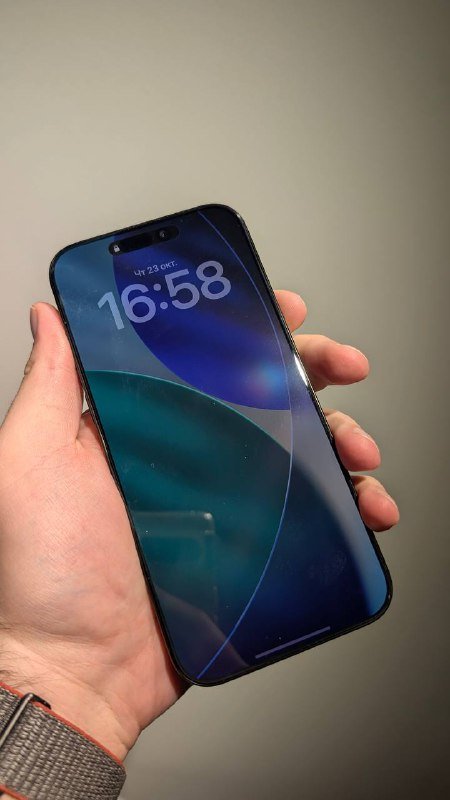 iPhone 16 Pro Max 256GB, чехлы и защитные стекла 4