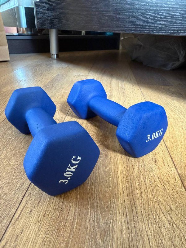 Куртка NFT True Mongolian, гантели 3кг, массажер для лица, iPhone 12 Pro 128Gb, Apple AirPods Pro, док-станция для зарядки 2