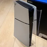 PlayStation 5 Slim, два джойстика 2