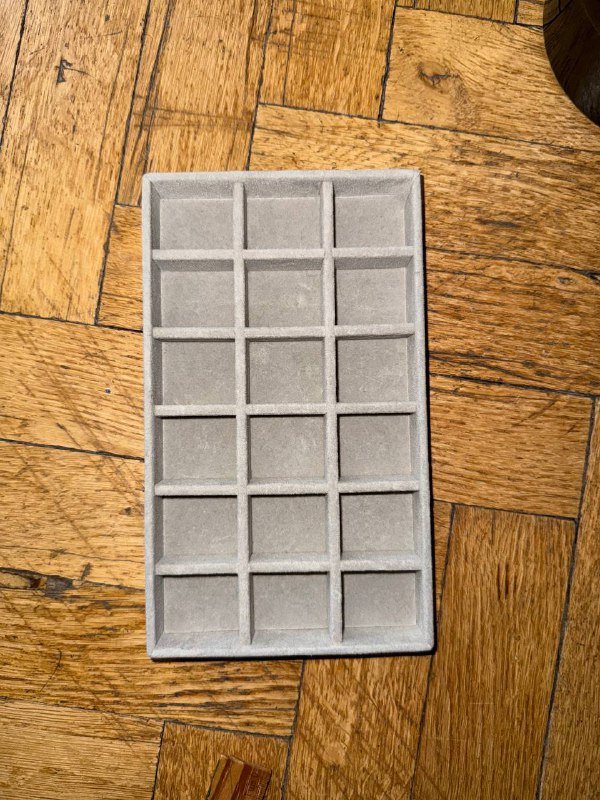 Винтажная швейная машина, плойка, фотоаппарат, органайзер, горшок, музыкальная система, ночник, подставки 8