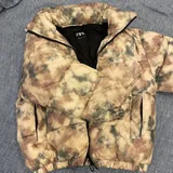Куртки Zara, серая прорезиненная 2