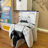 PlayStation 5 1Tb, 2 джойстика, игры, беспроводная зарядка 3
