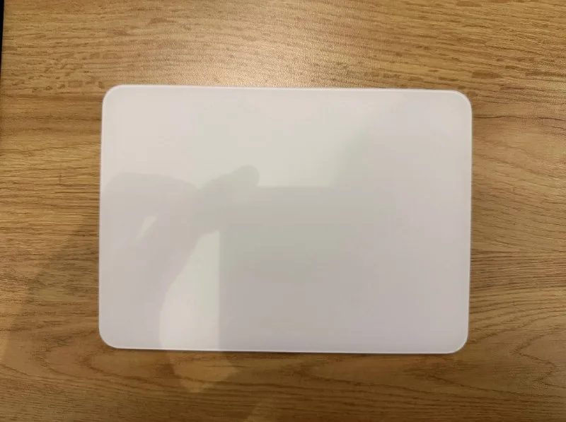 Apple Magic Trackpad 3 1