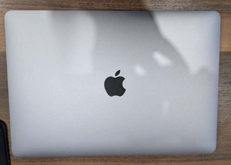 MacBook Air M1, 8GB RAM, 256GB SSD 5