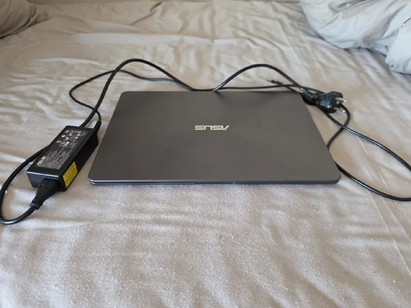 Ноутбук Asus ZenBook UX430U 1