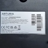 Виниловый проигрыватель Reloop SPIN, MIDI-клавиатура Arturia MiniLab 3 3