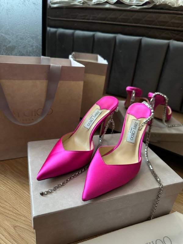 Туфли Jimmy Choo розовые с декором Размер 40 3