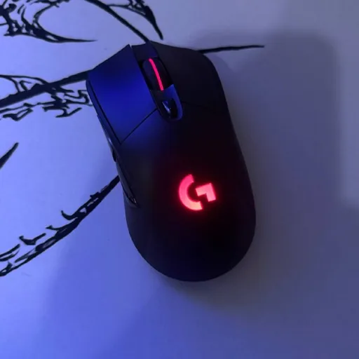 Logitech BRIO вебкамера, штатив
