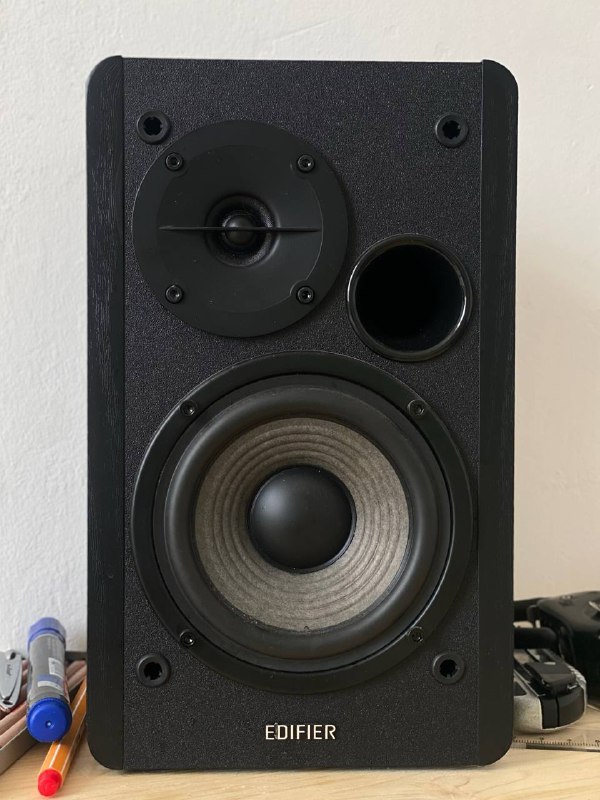 Колонки Edifier R1280DB 3