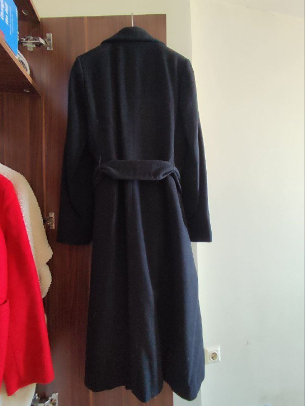 Пальто красное тёплое, Пальто чёрное кашемировое, Куртка кожаная 4