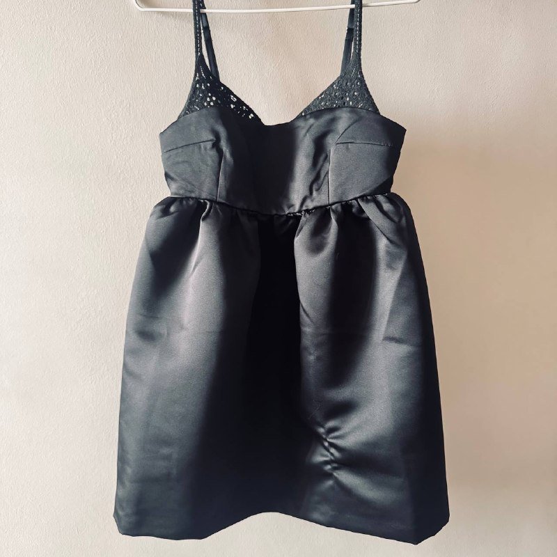 Чёрное платье H&M 3