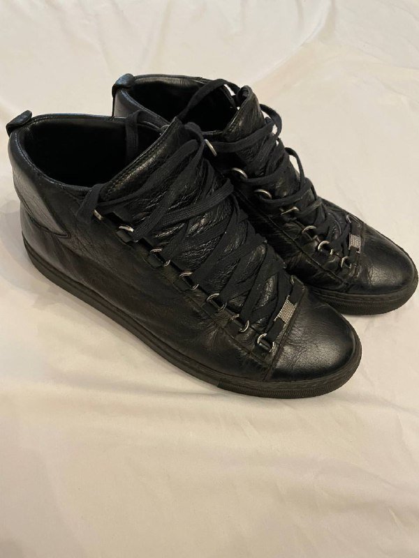 true religion, jeremy scott, polar, jordan, carhartt, balenciaga, rock, n2b jackets and shoes 2