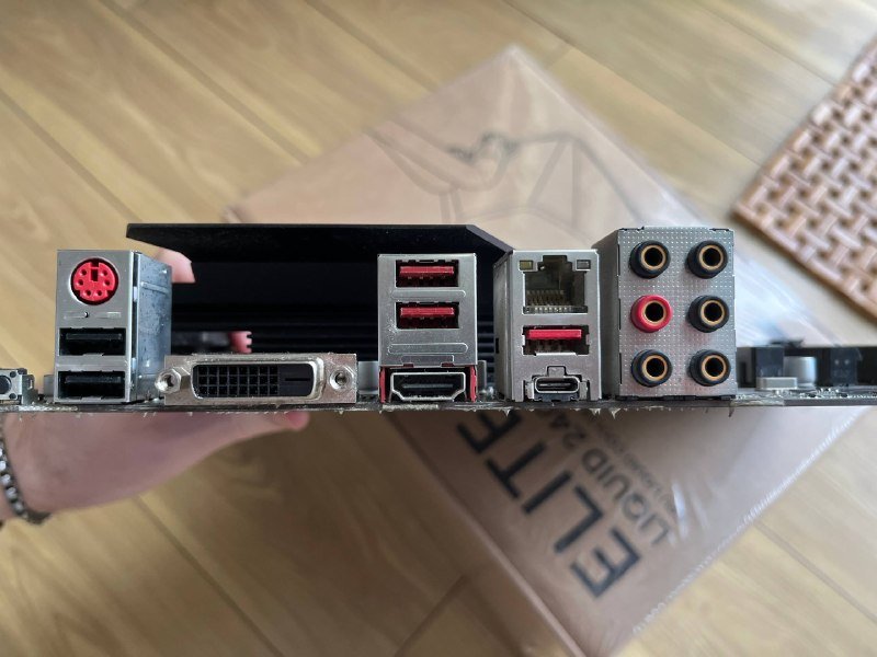 Комплектующие ПК, Ryzen 3700X, RAM, MSI B450, кулеры 8