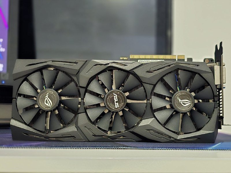 Видеокарта Asus GTX 1070 8GB с новыми вентиляторами