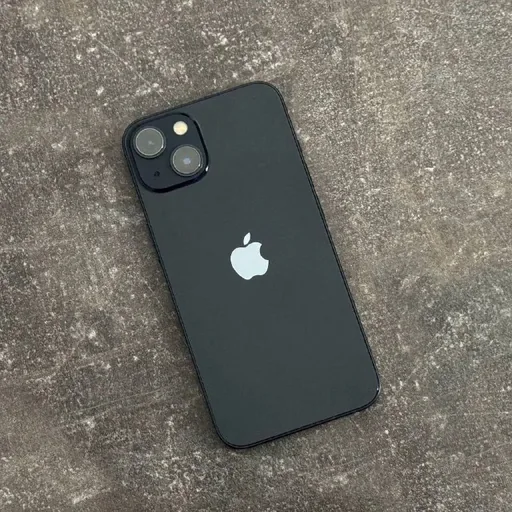 iPhone 13