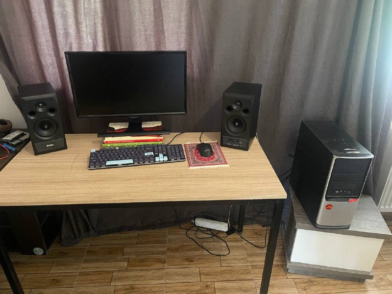 компьютер i5 с 8Гб RAM, 256Гб SSD, 2Тб HDD