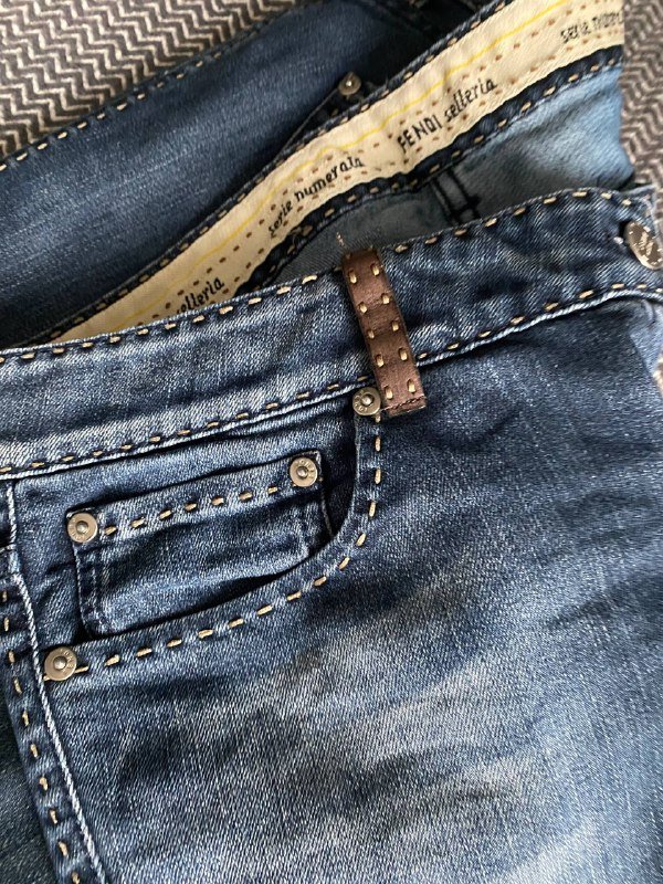 Джинсы Fendi оригинал 46 размер 9