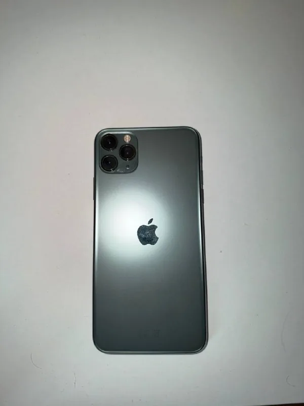 iPhone 11 Pro Max 64 ГБ 1