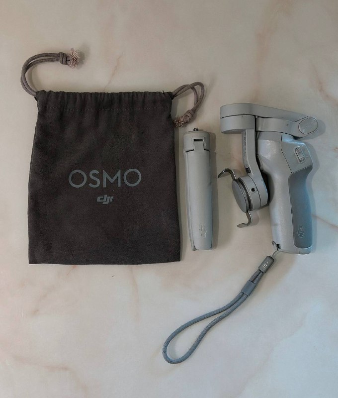 Стабилизатор для мобильного телефона DJI Osmo mobile 4