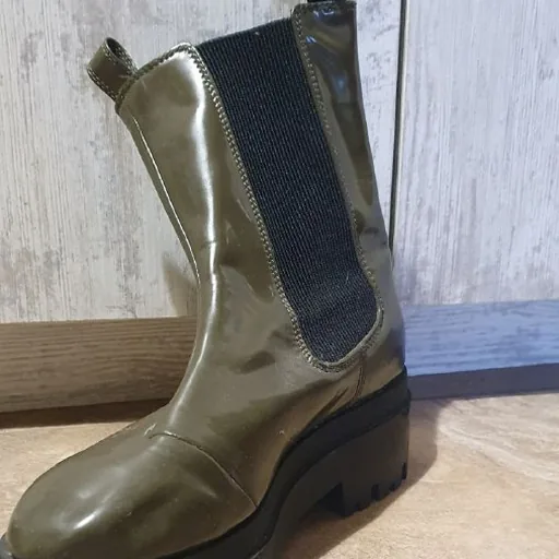 Женские резиновые ботинки