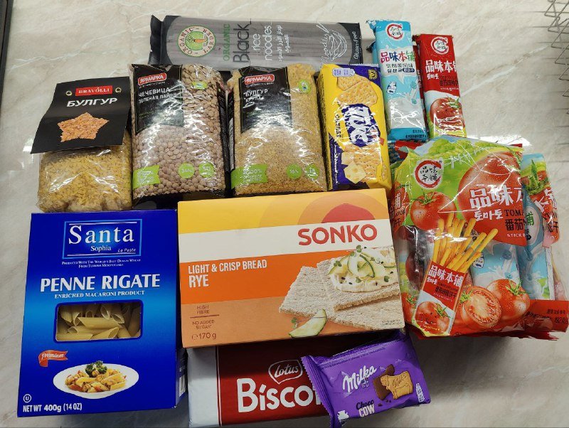 Разные продукты питания, мука, макароны, печенье