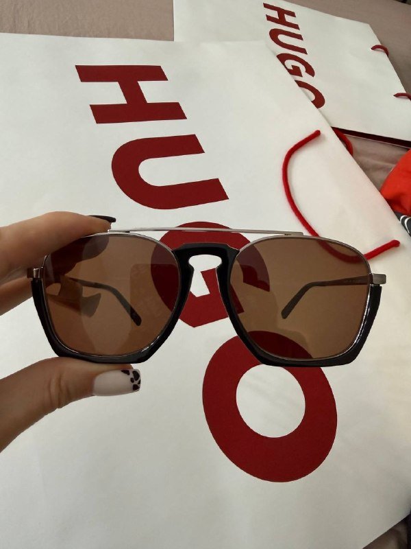 Блуза рубашка Hugo Boss, платье туника кофта Hugo Boss, очки Marc Jacobs Karl Lagerfeld Just Cavalli 3