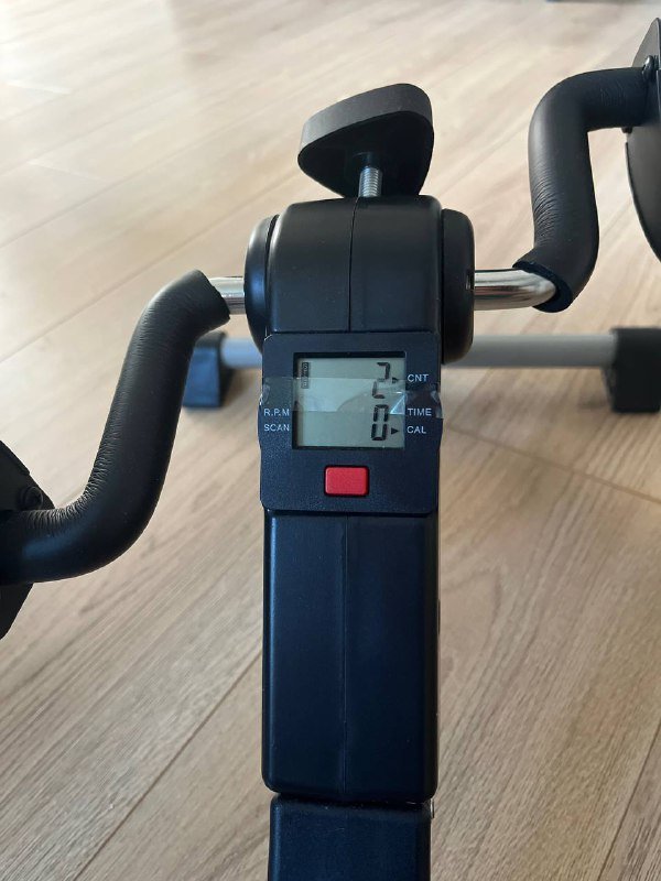 Велотренажер для ног и рук со счетчиком 2