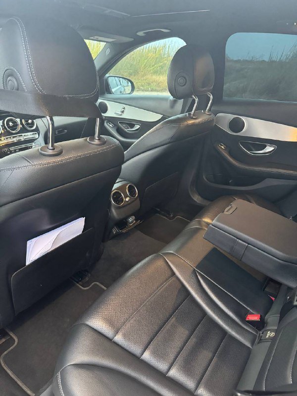 2018 MERCEDES-BENZ C 300 10