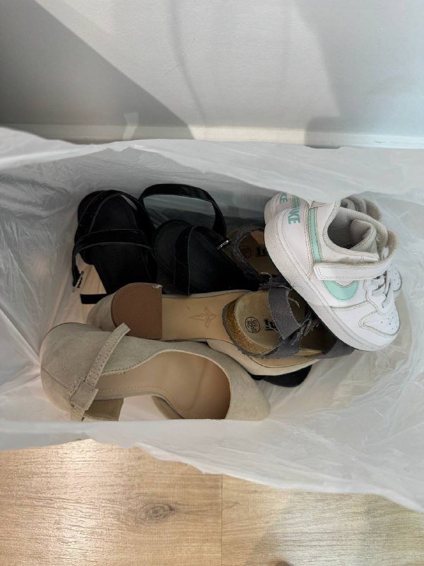 Детские найки 26 размер, женские туфли 37, 38, босоножки 28