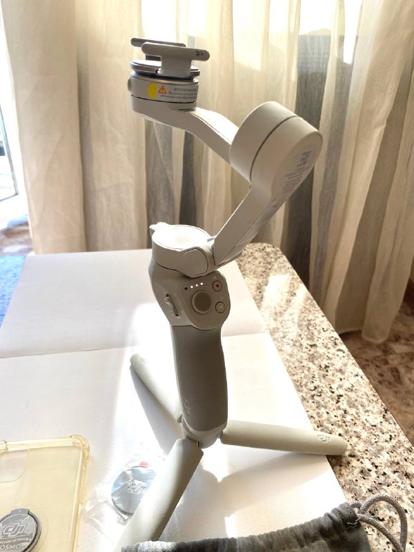 Стабилизатор DJI Osmo Mobile 4 4