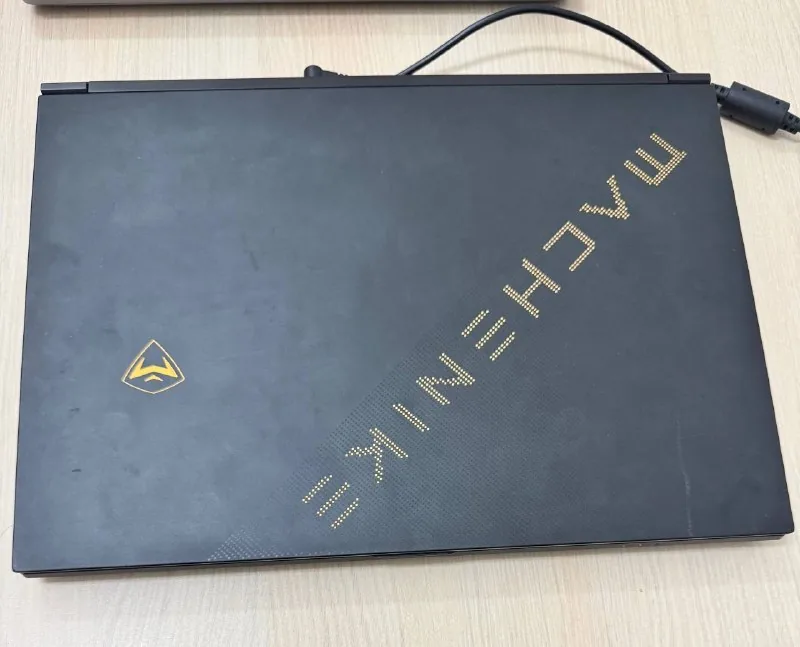 Ноутбук 1