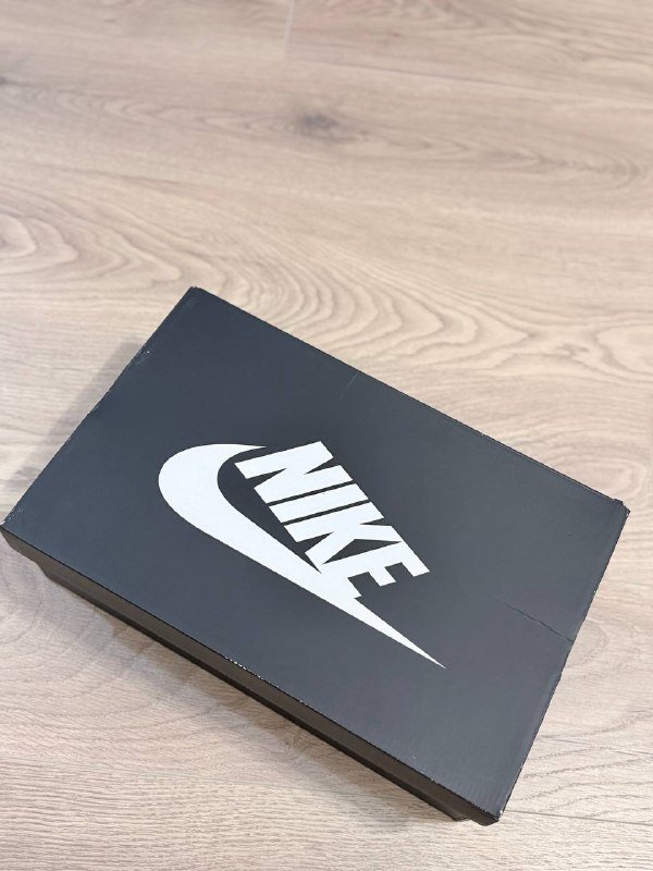 Кроссовки Nike Moc Flow 45 размер 5