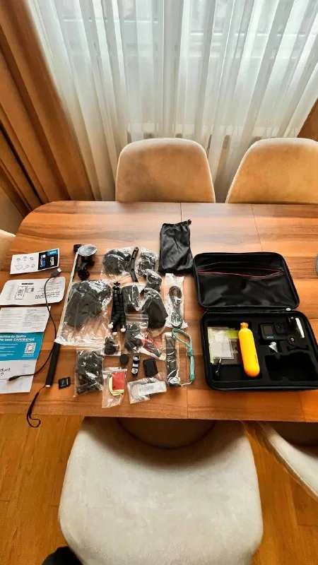 Новая GoPro Hero 12 с картой памяти SanDisk Extreme Pro 1