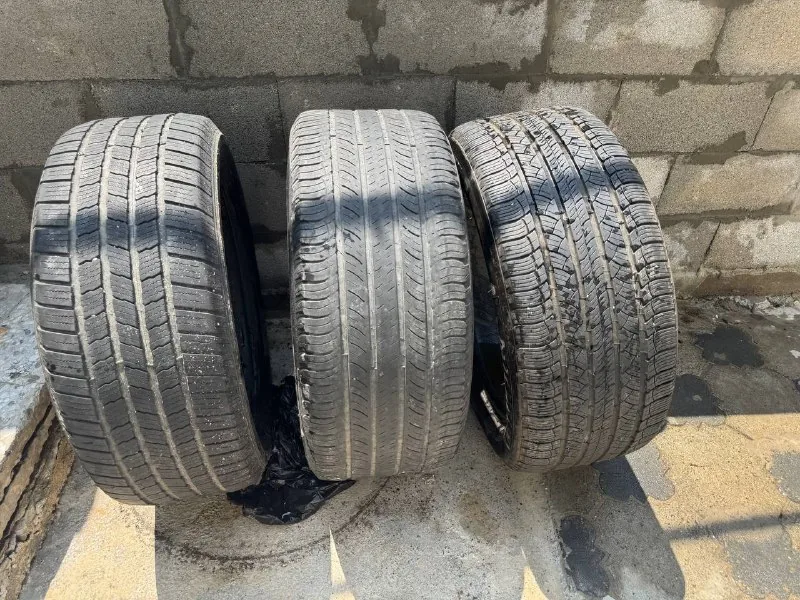 Автошины 255/50R19 1