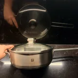 Кастрюли, сковорода, вафельница, чайный сервиз 2