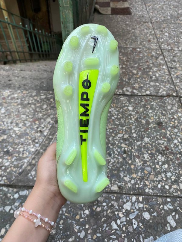 Бутсы зеленые Nike Tiempo размер 36 3
