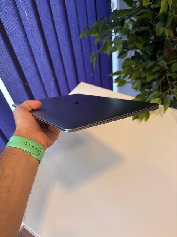 Macbook Air 2018 i5 8/128GB 5