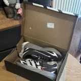 Adidas Lightblaze кроссовки 2
