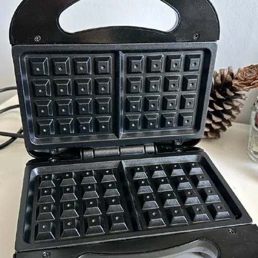 Вафельница